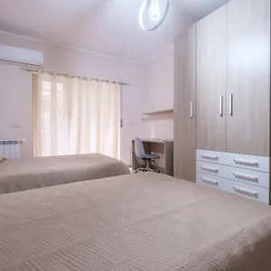 https://damilhouse-4.sicilyhotelsitaly.net